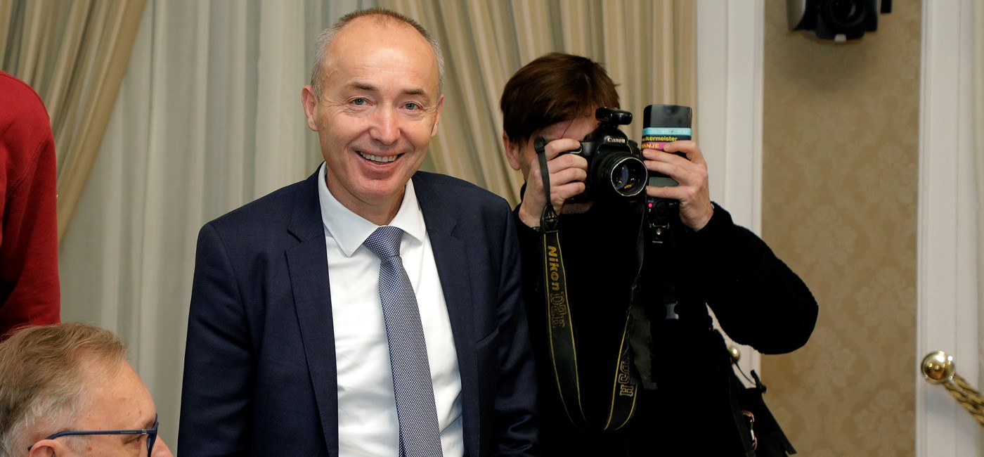 Zatražili smo službeno očitovanje Izraela može li realizirati ponudu. Ako ne može, Vlada će poništiti natječaj